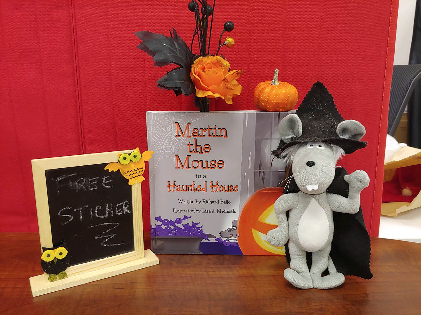 Wizard Martin with Kids Halloween Book